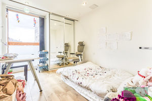 Photo 6- click for photo gallery